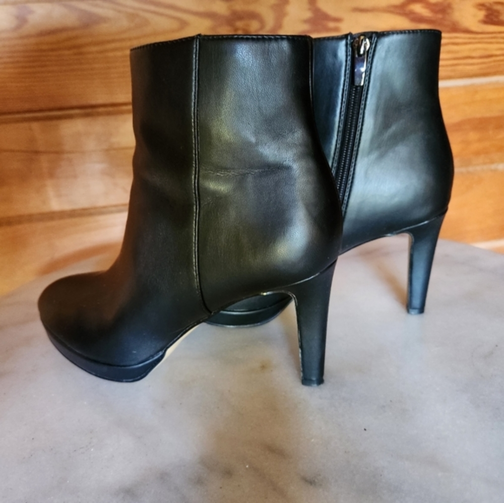 Nine West Black Leather Heel Platform Booties